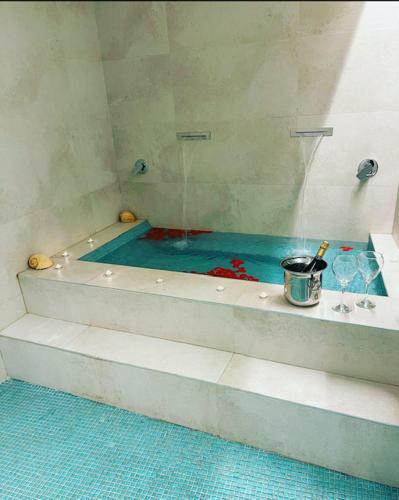 Villa Secret Garden - Suites & Apartments