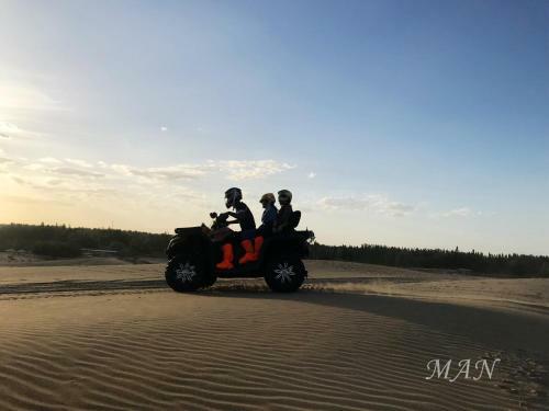Dunhuang Manman International Desert Outdoor Campground