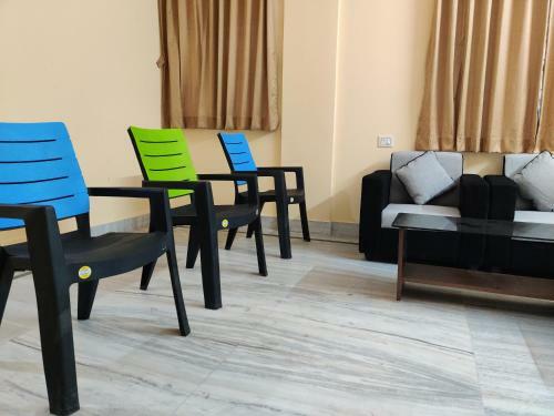 Hostal Sanjiva Suites