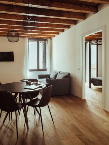 Bre Apartments - Magellano