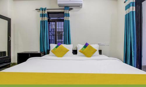 Hotel Treebo Trip Growval Residency Ahirini Market