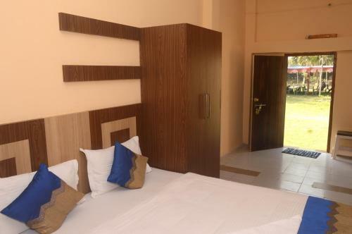 J. M. Villa Hotel