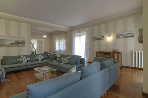 Villa Robin, Elegante E Indipendente Citt� Giardino Viareggio