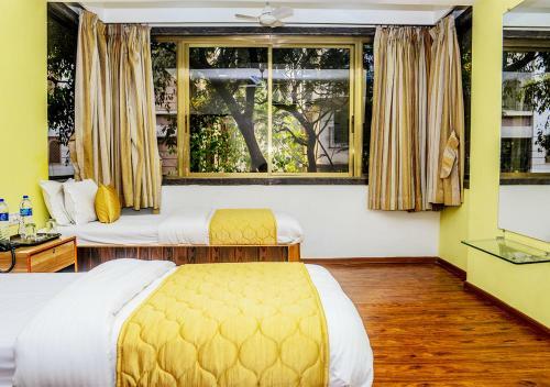 Hotel Subhash- Andheri