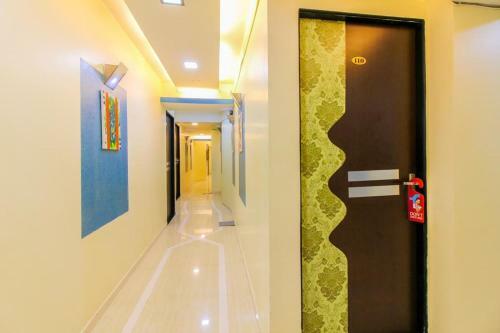 Hotel Amber Corp Inn