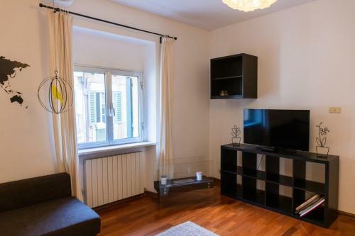 Apartamento Accogliente Residenza Rocchetto A 25mt Da Piazza Erbe