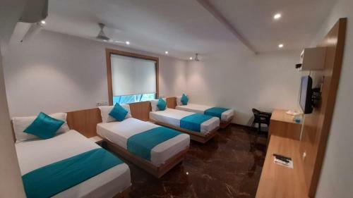 Hostal Hotel Royal Oak Navi Mumbai-stz 1002