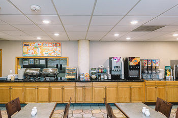 Hotel Quality Inn And Suites
