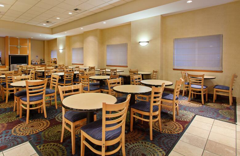 Hotel Holiday Inn Express City Cente