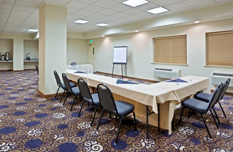 Hotel Holiday Inn Express City Cente