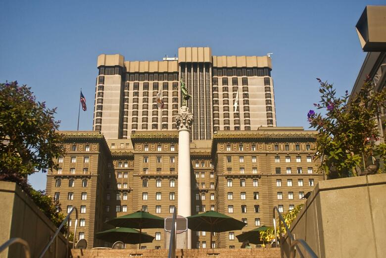 Hotel The Barnes