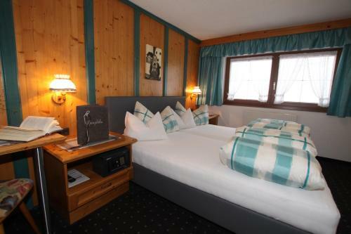Hostal Haus Alpengl�hn