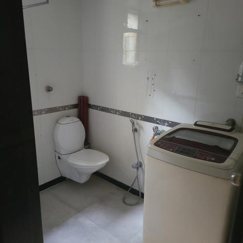 Lovely 1 Bedroom Rental Unit On Carter Road