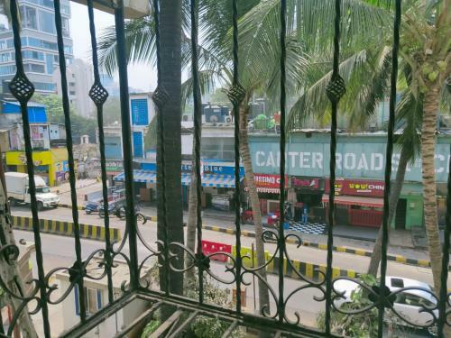 Lovely 1 Bedroom Rental Unit On Carter Road