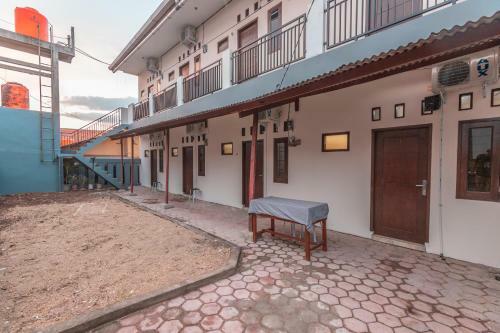 Hotel Oyo Life 2424 Kost Luqman 2
