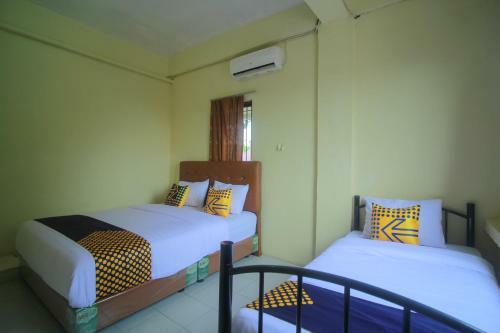 Hotel Spot On 2305 Andys Nur Penginapan