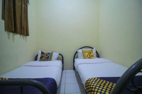 Hotel Spot On 2305 Andys Nur Penginapan