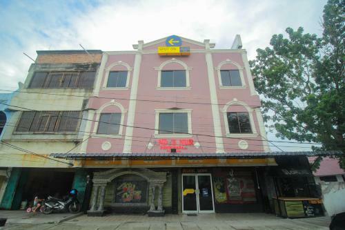 Hotel Spot On 2305 Andys Nur Penginapan