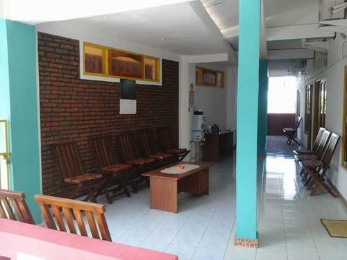 Hostal Dasi Guesthouse