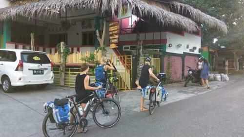 Hostal Dasi Guesthouse