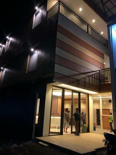 Lcr Hotel