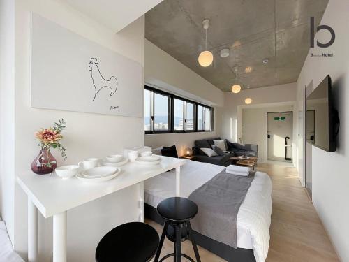 Apartamento Bhotel Neco Yard 902 - Vacation Stay 17702v