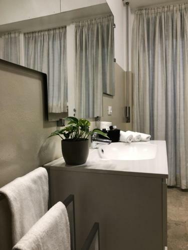 Riverview City Apartment