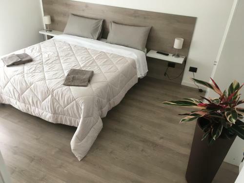 Hostal Fiore Di Loto