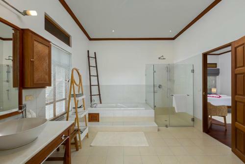 Villa Baan Angelo Tropical 3bedrooms Pool Villa Kata