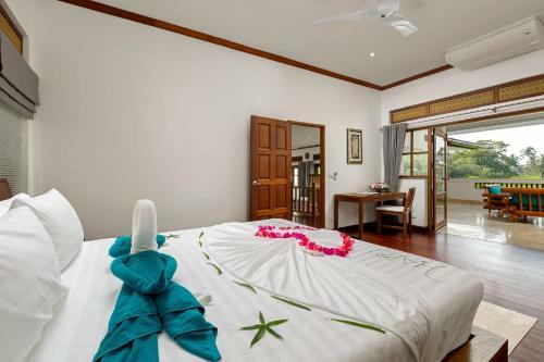 Villa Baan Angelo Tropical 3bedrooms Pool Villa Kata