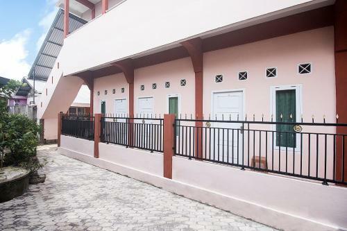 Hotel Oyo Life 2888 Nayni Kost