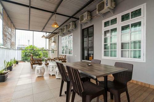 Sans Hotel Ta Ke Talang Banjar Jambi