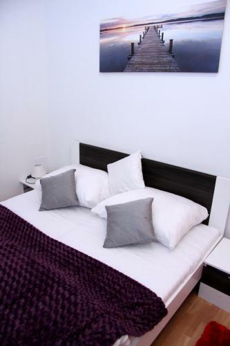 Alive Apartments