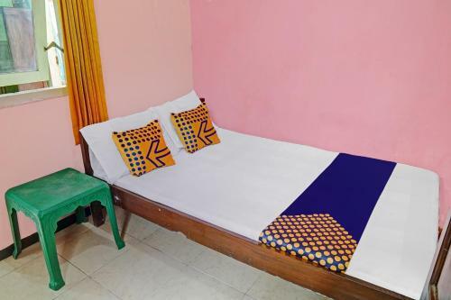 Hotel Spot On 90729 Sekar Guest House Jember
