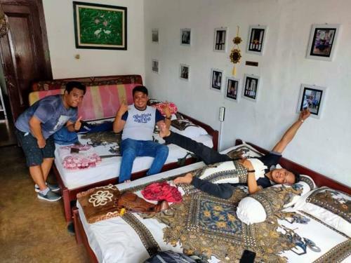 Wongso Kamar Keluarga