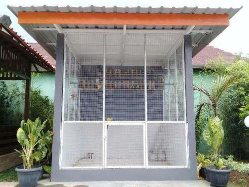 Hotel Wisma Lovebird