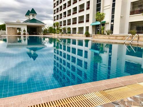 Apartamento Naphatsawan Mansion