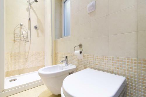 Hostal Veneziacentopercento Rooms