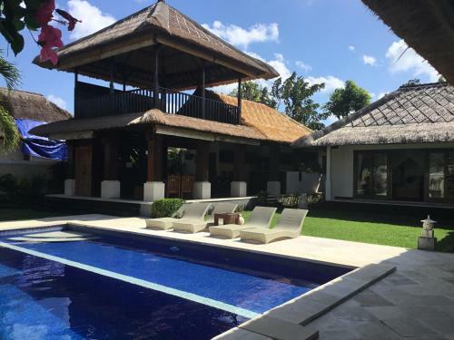 Villa Purnama 3bdr.with Big Pool