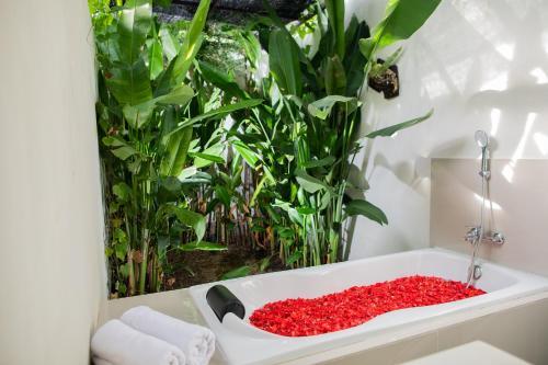 Layali Breeze Villa