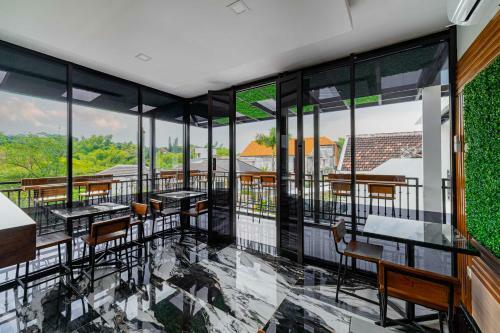 Hotel Tree Homestay Redpartner