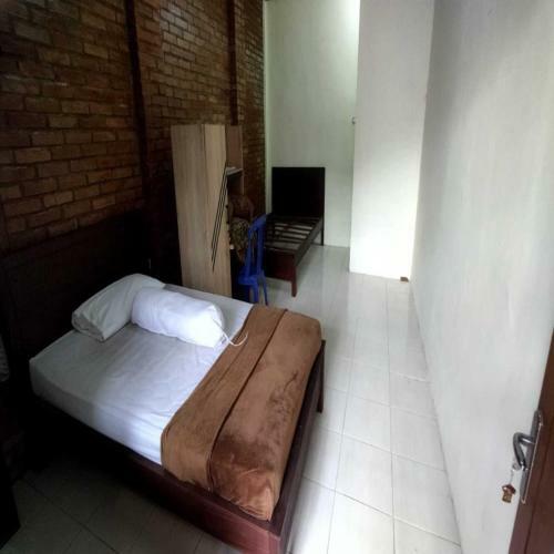 Hostal Borobudur Kampung Homestay - Sumaedi