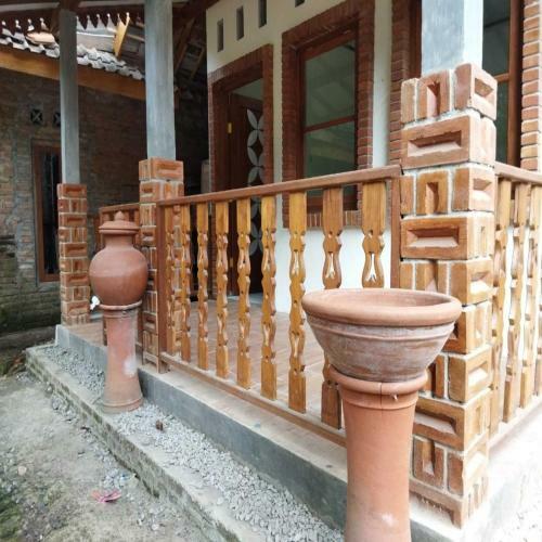 Hostal Borobudur Kampung Homestay - Sumaedi