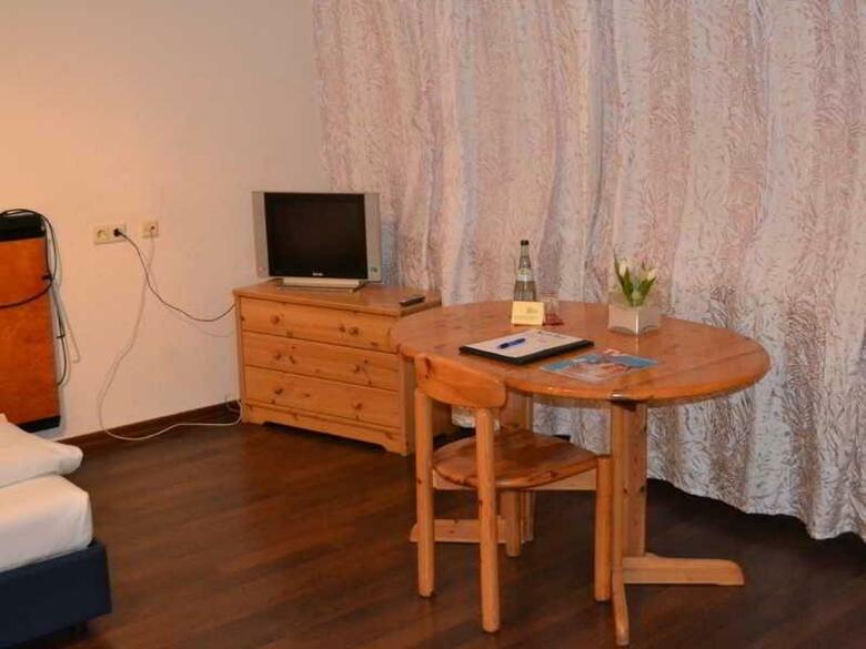 Hostal Hotel Domino