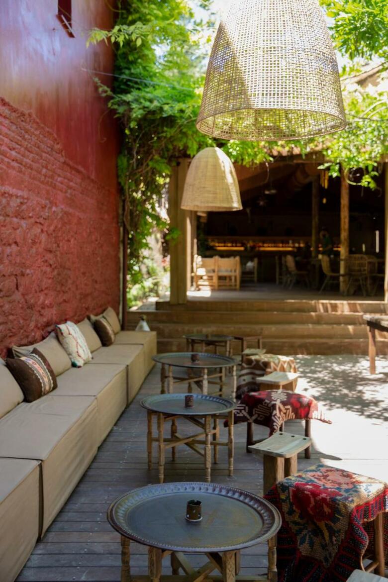 Life Gallery Hotel
