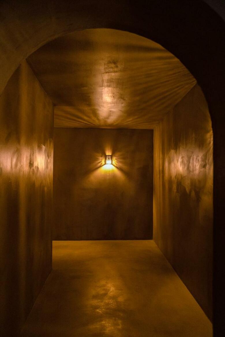 Life Gallery Hotel