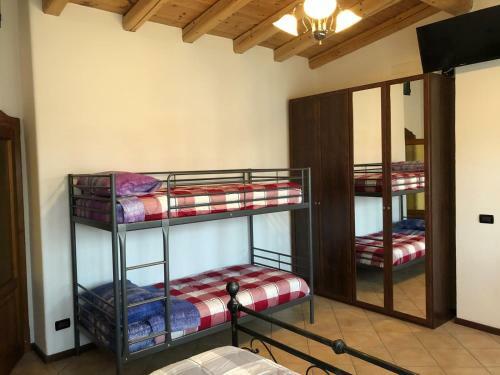 Mb Bed & Breakfast