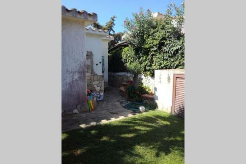 Villasimius Villa And Garden, 10 Min From Beach