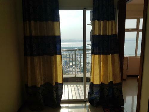 Apartamento 5 Beds 2 Bedroom Floor 20, Sea View, Fast Internet