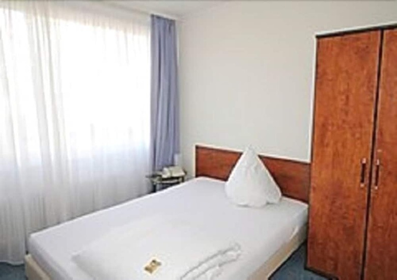 Hotel Alpha